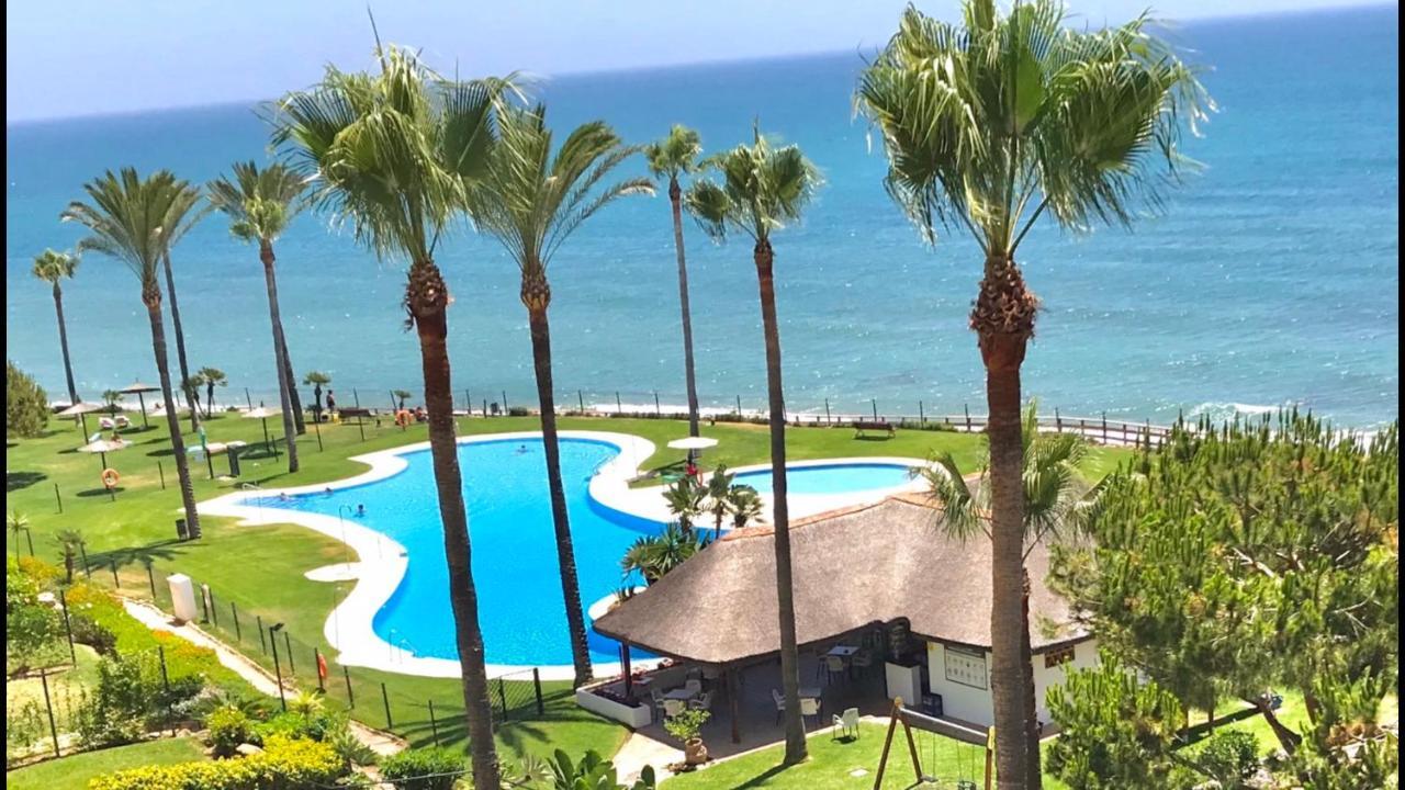 Mi Capricho 170 Beachfront Apartment Sitio de Calahonda Esterno foto