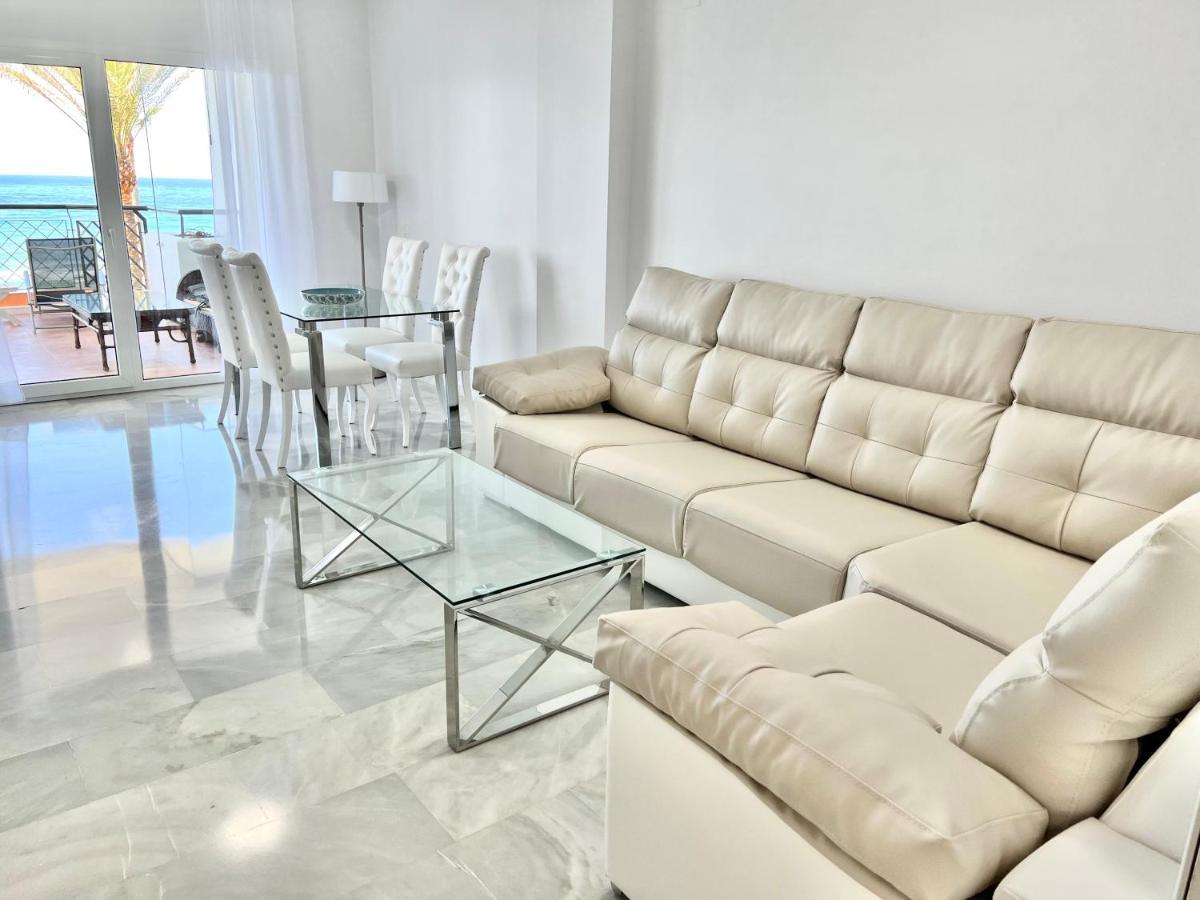 Mi Capricho 170 Beachfront Apartment Sitio de Calahonda Esterno foto